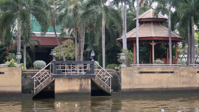 "กรมป่าไม้" แจ้งความเอาผิดท่าเทียบเรือบ้านพัก "เสรีพิศุทธ์" ผิด พ.ร.บ.ป่าไม้ รุกล้ำลำน้ำ