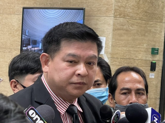 "สิระ" ประกาศไม่เผาผี "เสรีพิสุทธ์" หลังถูกเหยียดเป็นนักโทษเคยติดคุก