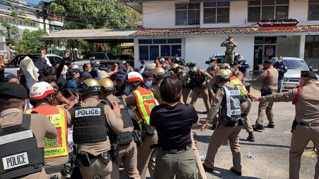 ตำรวจซ้อมแผนม็อบบุกโรงพัก
