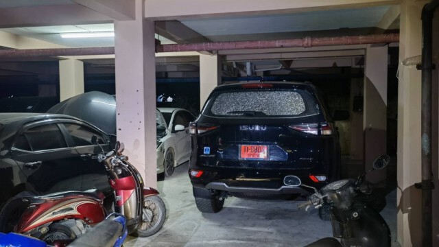 ขว้างระเบิดลานจอดรถข้างแฟลตตำรวจรือเสาะ