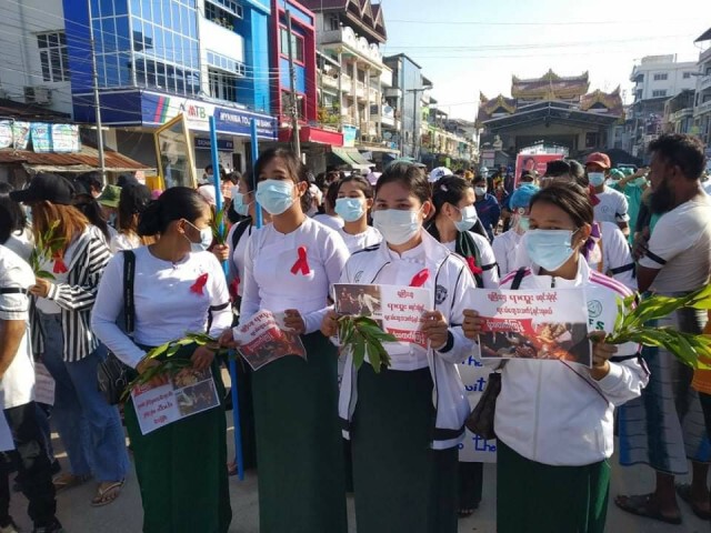 ขนส่งป่วนคนขับหยุดงานประท้วงรัฐบาลเมียนมา