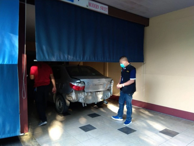 ตำรวจบุกจับครูพาเด็กนักเรียนเข้าบังกะโล