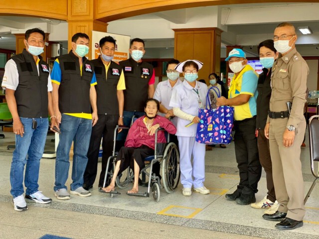 ภาครัฐ-เอกชนวังน้ำเขียว มอบความรักให้ผู้ป่วยในโรงพยาบาล