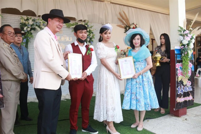 จดทะเบียนสมรส"ชาละวัน-ตะเภาทอง"รับวาเลนไทน์