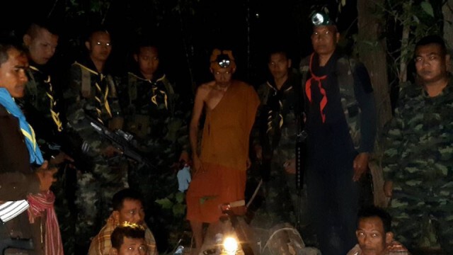 จับกุม 4 ชาวกัมพูชาลักลอบตัดพะยูง