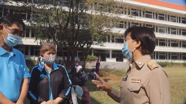 แห่ลงทะเบียนเราชนะผู้เฒ่าหลงไป ธกส. ออมสิน