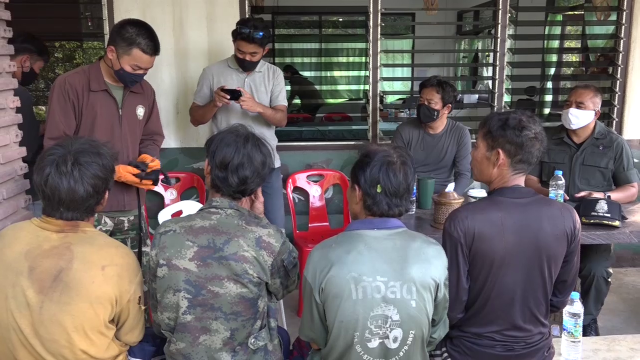 ไปหาของป่าอุทยานแห่งชาติทับลานกับเพื่อนถูกยิงบาดเจ็บ