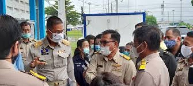 ด่วน!! ผวจ.ปทุมฯ สั่งล็อกดาวน์อาคารพาณิชย์ 9 จุด สกัดโควิด