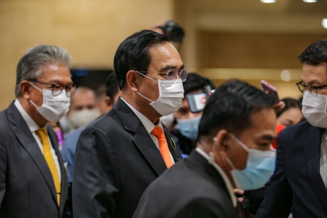 "เรียบร้อยดีไม่มีปัญหา" นายกฯหน้านิ่ง ร่วมประชุมสภาฯวันที่ 2