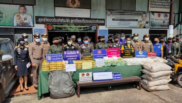 จับผช.ผญบ.ค้ายาบ้า-ยาไอซ์มูลค่ากว่า 200 ล้าน