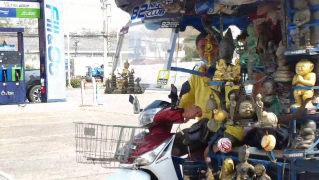 "สามล้อพญายม"-นั่งแล้วแคล้วคลาดปลอดภัย