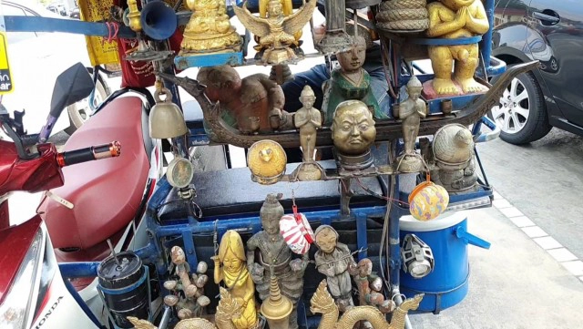 "สามล้อพญายม"-นั่งแล้วแคล้วคลาดปลอดภัย