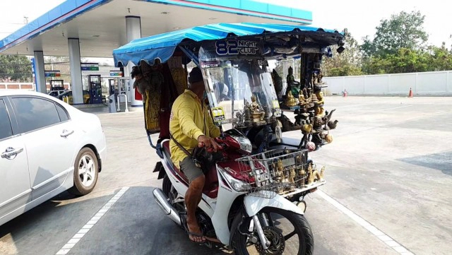 "สามล้อพญายม"-นั่งแล้วแคล้วคลาดปลอดภัย