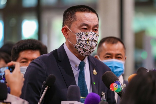 "ศักดิ์สยาม" ซัดกลับ "มงคลกิตติ์" บอก ไม่มีล็อกสเปกทำถนนกรมทางหลวง