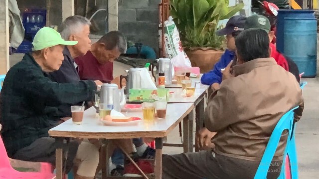 ปชช.สนใจอภิปรายน้อย เน้นดูแก้ปัญหาโควิด เบื่อประท้วงกันวุ่น