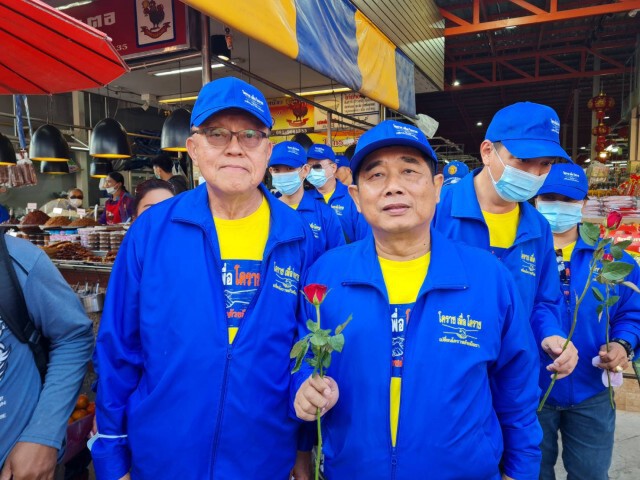 ผู้สมัครนายกเล็กโคราช ลงพื้นที่หาเสียงคึกคัก