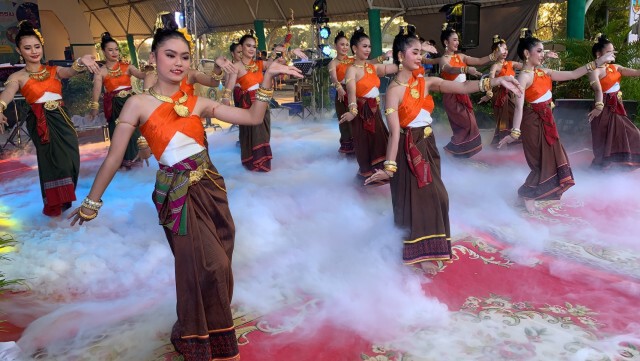 ถนนสายวัฒนธรรม เปิดพื้นที่ให้ขายสินค้าสร้างรายได้ช่วงโควิด