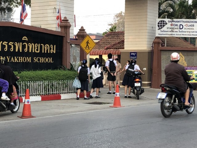 เด็กแม่สอดกลับมาเรียนตามปกติ