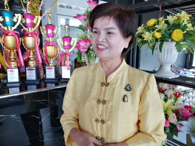 "ศรีนวล" ยันไม่เกี่ยวงูเห่าก้าวไกล