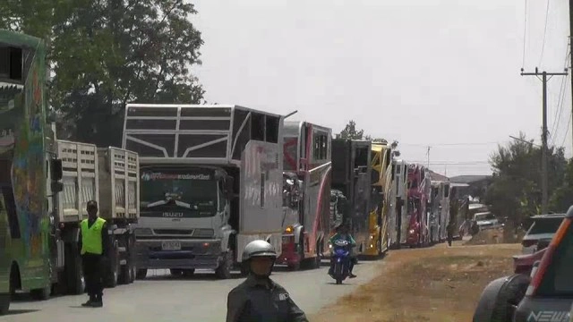 ห้ามเศร้า ขบวนรถแห่เล่นดนตรีสดงานศพ