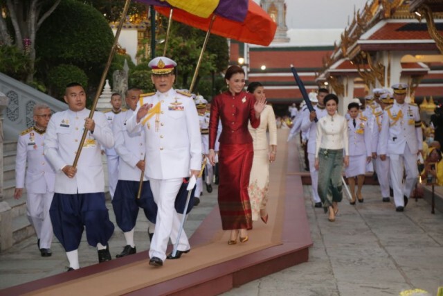 ‘ในหลวง-พระราชินี’ ทรงบำเพ็ญพระราชกุศลมาฆบูชา พุทธศักราช 2564