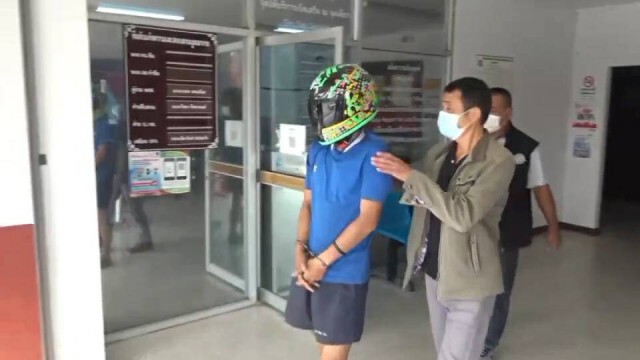 คุมตัวหลานทรพี ทำแผนท่ามกลางเสียงสาปแช่ง