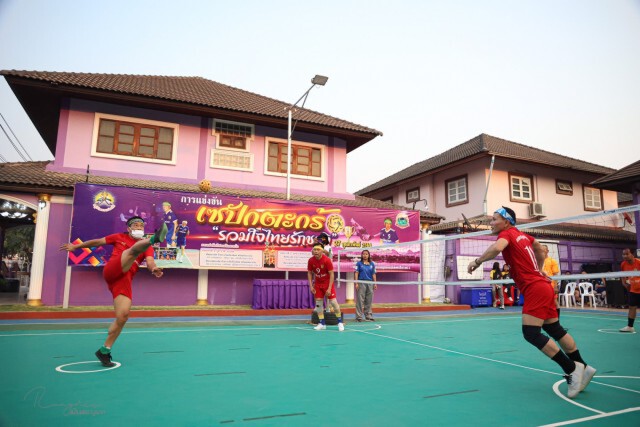 สมาคมผู้สื่อข่าวฯภาค 4 จัดตะกร้อเชื่อมสัมพันธ์ สู้ภัยโควิด หนุนโรงเรียนกีฬา
