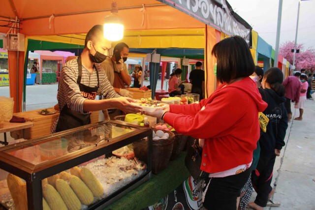 เปิดตลาดสยามไนท์สมเด็จจุดเช็ดอินแลนด์มาร์คแห่งใหม่