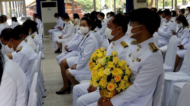 ถวายเครื่องราชสักการะแด่ในหลวงร.9พระบิดาแห่งมาตรฐานการช่างไทย