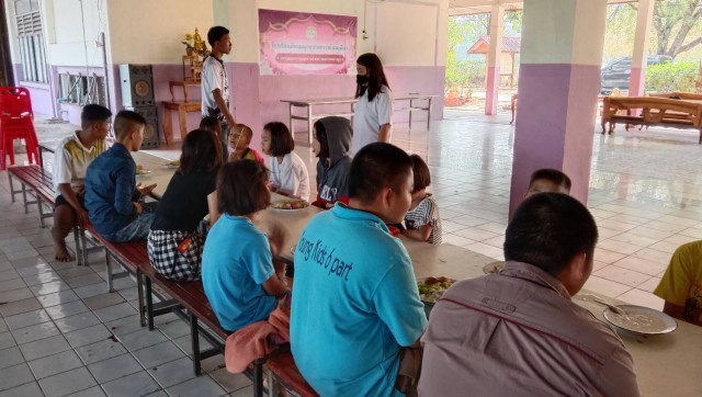 ธารน้ำใจหลั่งไหลช่วยโรงเรียนวัดโนนเมือง