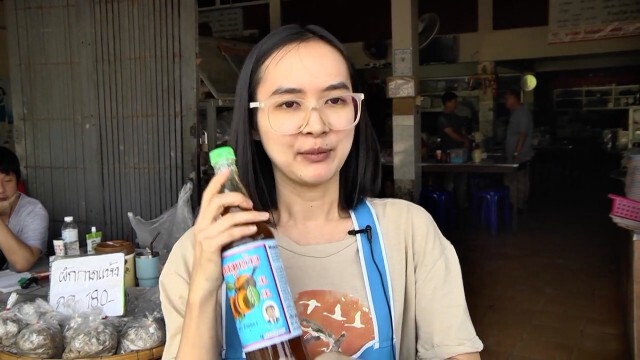 ผู้ผลิตขอโทษ!-พบแมลงสาปในขวดน้ำจิ้มบ๊วย