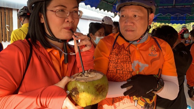 ผู้ว่าฯนำทีม "ปั่นไปปัว"เยี่ยมผู้ป่วยติดเตียง