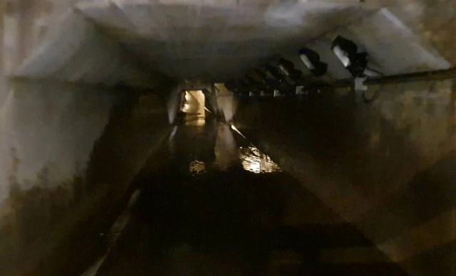 วอนแก้ไขอุโมงค์ทางลอดอันตรายน้ำขังไฟดับกว่า2สัปดาห์