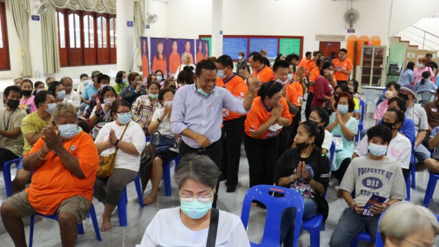 สนามเลือกตั้งนายกเล็กโคราชดุเดือด เบอร์ 1 นำทีมลุยหาเสียง