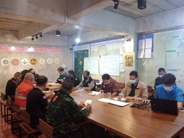 ผู้ว่าฯแม่ฮ่องสอนประชุมไฟป่าด่วน-นกแอร์ยกเลิกไฟล์บิน