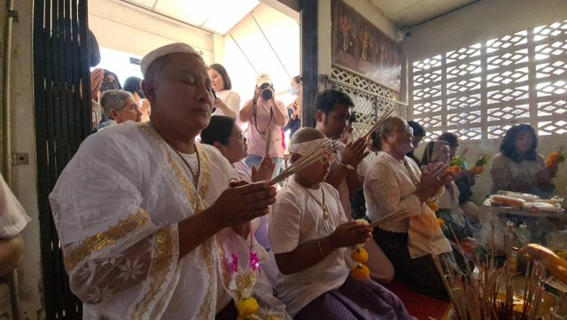 เอกชัย ศรีวิชัย อุปสมบท