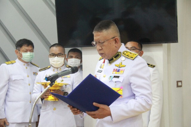 โปรดเกล้าฯพระราชทานเครื่องราชฯกรณีพิเศษ "นพ.ปัญญา"