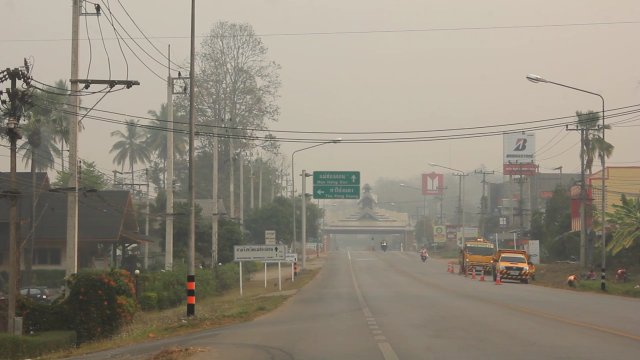 ไฟป่ารุนแรง-มท.1เปลี่ยนแผนบินมาแม่ฮ่องสอน