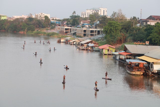ผู้ว่าฯพิษณุโลกนำทีมพาย"Sup Board"ส่งเสริมกีฬาทางน้ำ