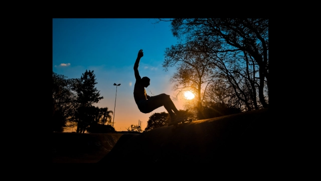 เปิด 5 สถานที่แนะนำสำหรับเล่นเซิร์ฟสเก็ตในกรุงเทพ