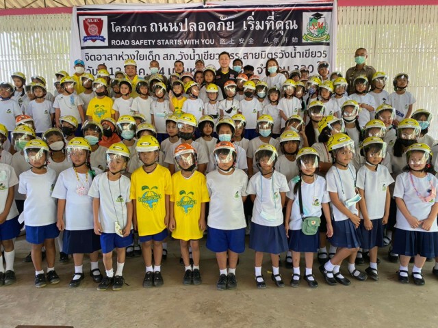 กลุ่มเด็กแว้น"แก๋ว"วังน้ำเขียวกลับใจเข้าโรงเรียนสอนน้อง