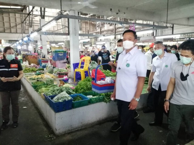 "อนุทิน" ลงพื้นที่ตลาดบางแค ติดตามการควบคุมโควิด 19