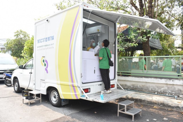 "อนุทิน" ลงพื้นที่ตลาดบางแค ติดตามการควบคุมโควิด 19