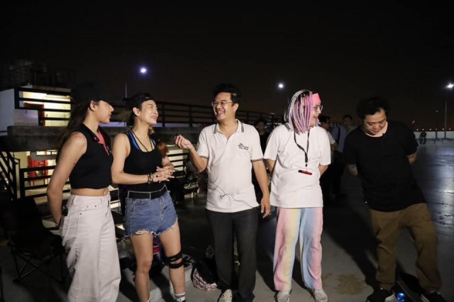 ปริญญ์ ลง พื้นที่ พบศิลปิน-ดีเจ-ผู้ประกอบการ หาทางช่วยธุรกิจกลางคืน หลังกระทบหนักจากโควิด