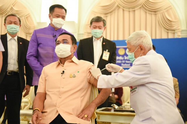 คอหวย แห่ส่องเลข ‘ประยุทธ์’ ฉีด วัคซีนโควิด