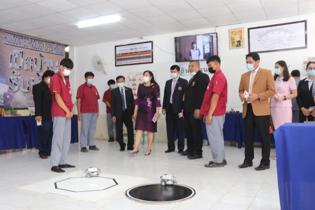 ‘ห้องเรียนอาชีพ’ ส่งตรงนักเรียน ผ่านความร่วมมืออาชีวะเอกชนและเขตพื้นที่