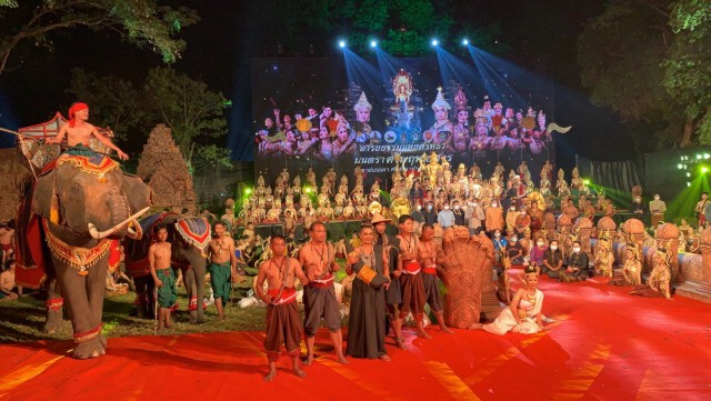 ผู้ว่าฯ ประกาศกลางงานดอกลำดวนไม่พบเชื้อโควิดในกลุ่มเสี่ยงสูง