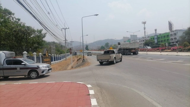 ล่าผู้ต้องหาคดียาเสพติด-หลบหนีออกจากศาลลำปาง