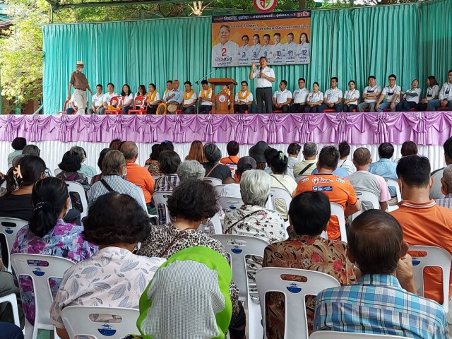 นับถอยหลัง ผู้สมัครนายก-ส.ท. เร่งหาเสียงโค้งสุดท้าย