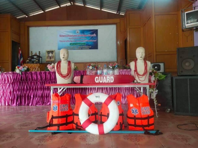 ท้องถิ่นจับมือรร.ฝึกเด็กเอาตัวรอดจากการจมน้ำ